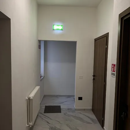 Fiore Di Pietra Apartment