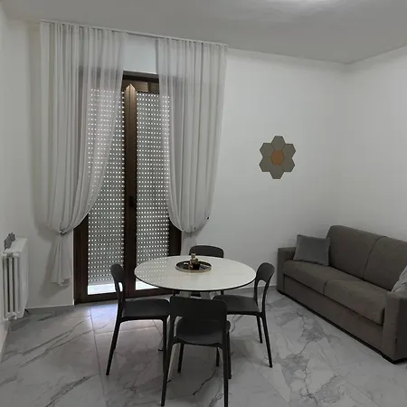 Fiore Di Pietra فيرونا